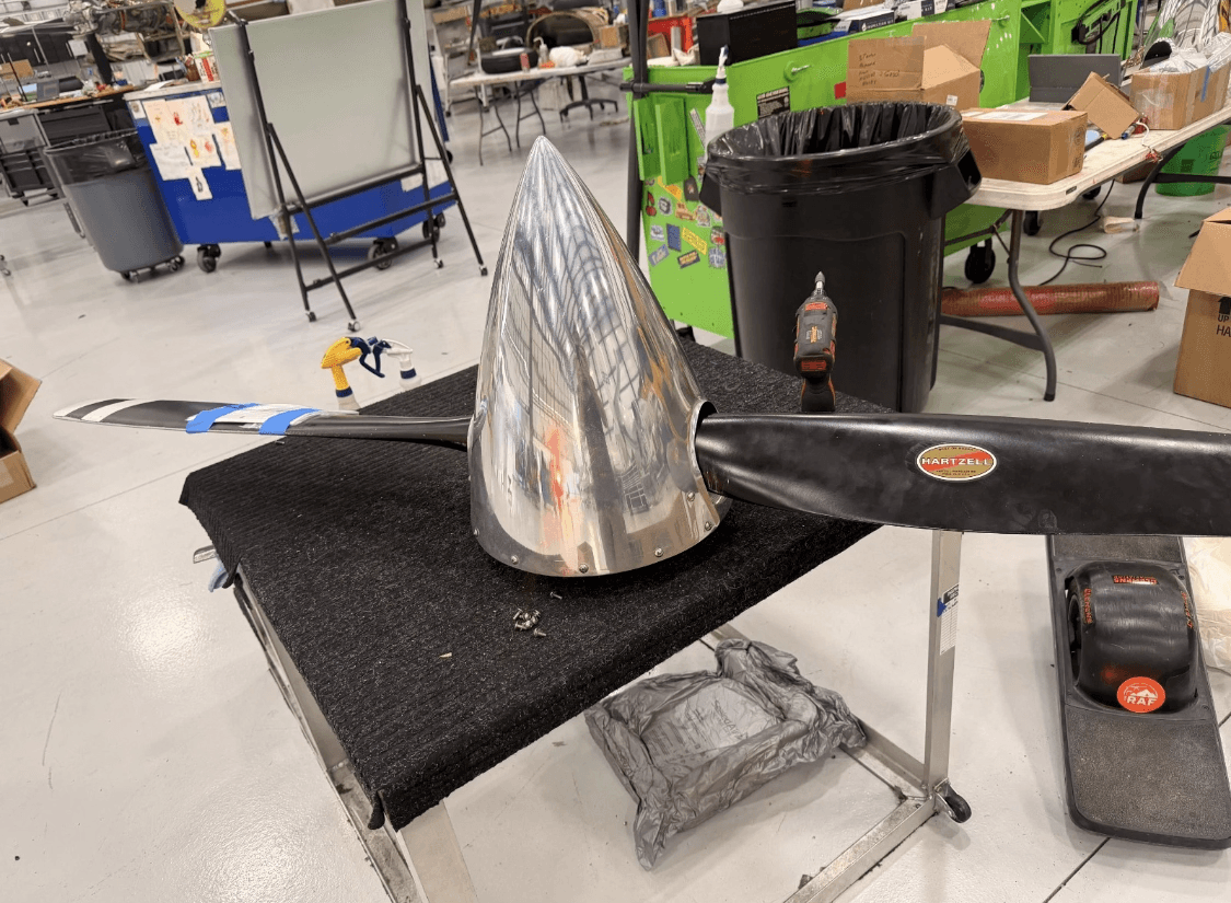 HARTZELL HC-C2YR-1BF/F8477-4 PROPELLER - main photo